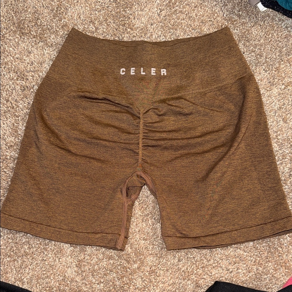 Women's High-Waist Scrunch Biker Shorts — Brown